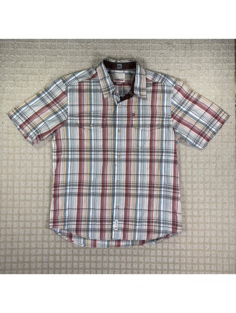 Quiksilver Red Blue Plaid Short Sleeve Button Up Shirt L